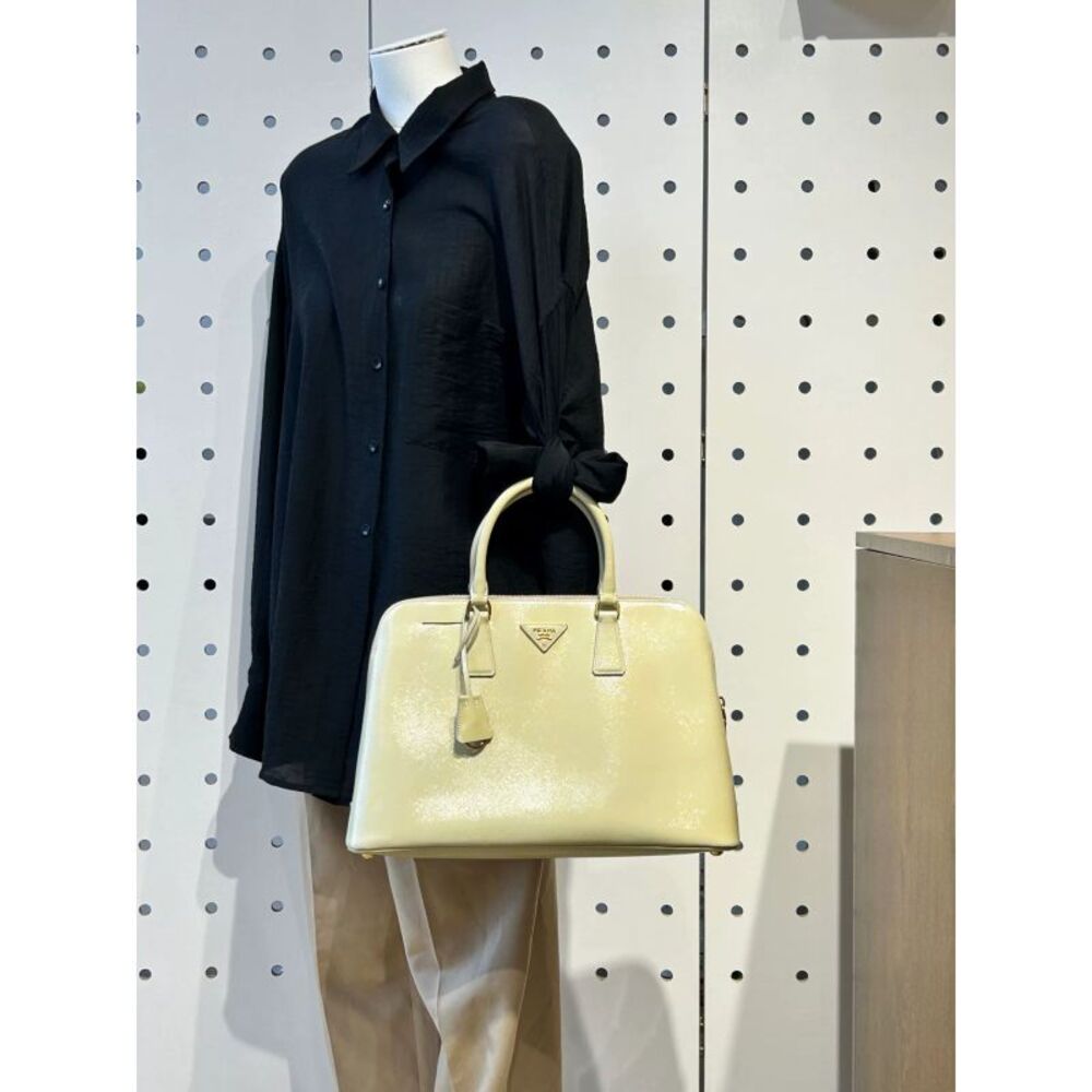 Prada Women Pre-Loved Bag Very Good Condition
